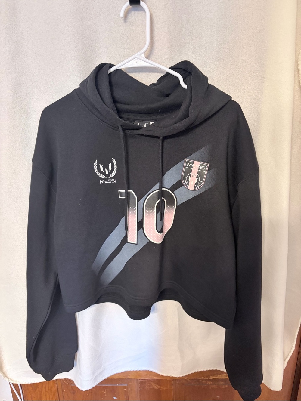Messi Black Cropped Hoodie with '10' Graphic